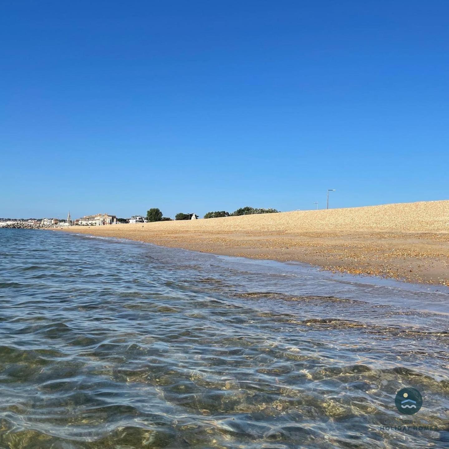 Seafeathers - Luxury Holiday Home With Sea Views Overcombe Екстериор снимка